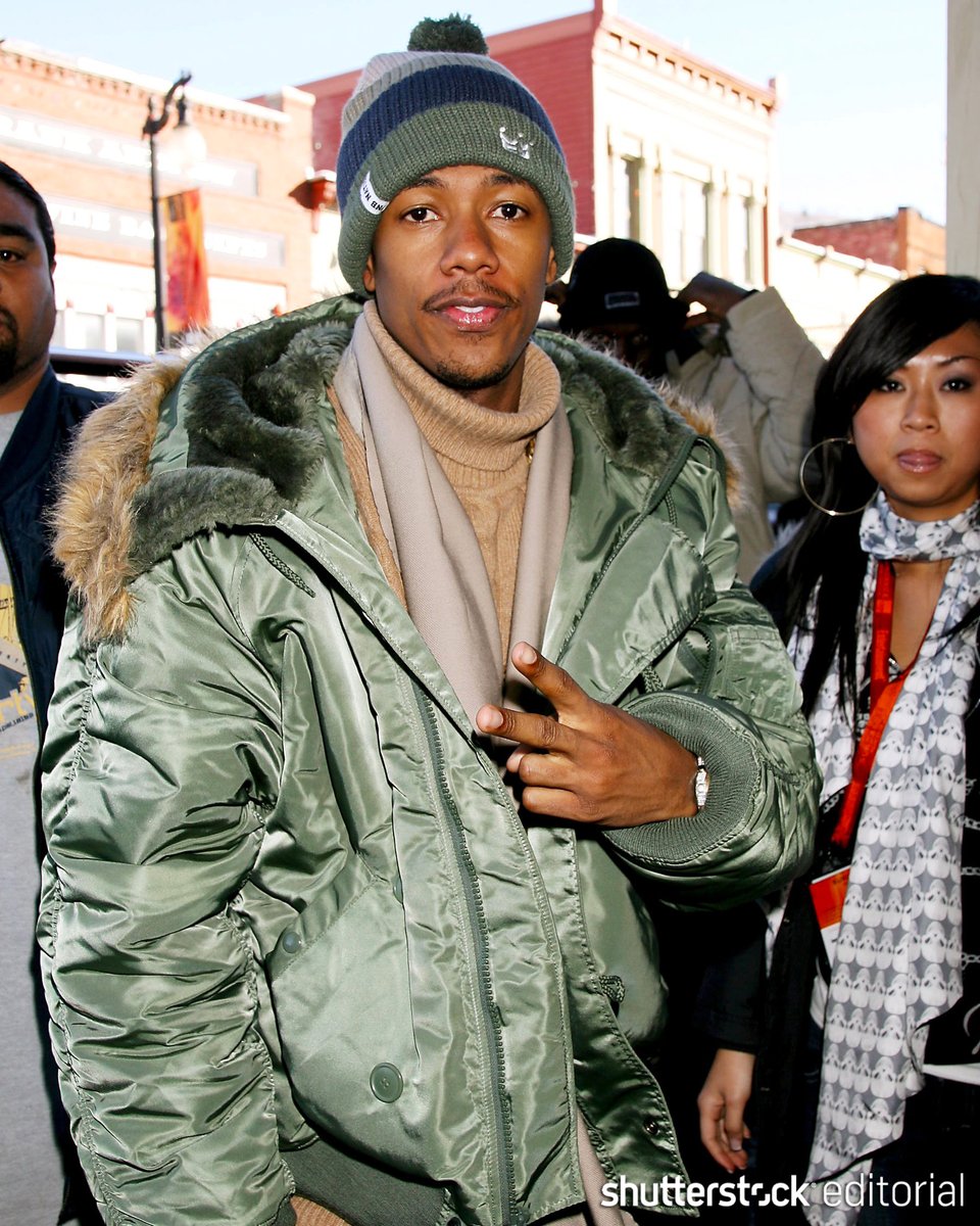 The cold weather of Park City, Utah doesn't bother these celebs! Here's some of the best street style looks from previous #SundanceFilmFestivals. <a href="/sundancefest/">Sundance Film Festival</a>
shutr.bz/3gWwqwr

📸 <a href="/Shutterstock/">Shutterstock</a> 
- Jason Merritt/Radarpics
- RHTY/starmaxinc.com
- Dave Allocca/Starpix