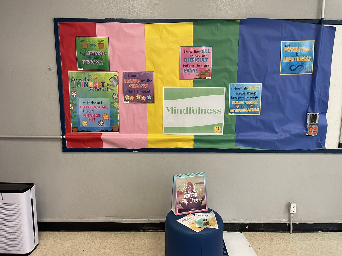 meagan_james88's tweet photo. I had a great time @HISDDAEP visiting the campus #Thinkery and classroom calming spaces. Shout-out to Ms. Pitre-Whitfield and @summerbrewer83 for all your hard work. Thanks for sharing your spaces with me. @SELHISD #SELMatters https://t.co/X1CbgVAw1c
