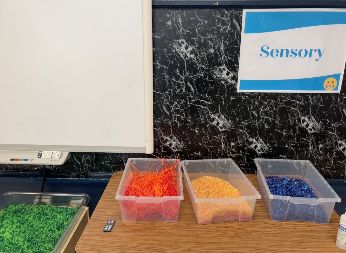 meagan_james88's tweet photo. I had a great time @HISDDAEP visiting the campus #Thinkery and classroom calming spaces. Shout-out to Ms. Pitre-Whitfield and @summerbrewer83 for all your hard work. Thanks for sharing your spaces with me. @SELHISD #SELMatters https://t.co/X1CbgVAw1c