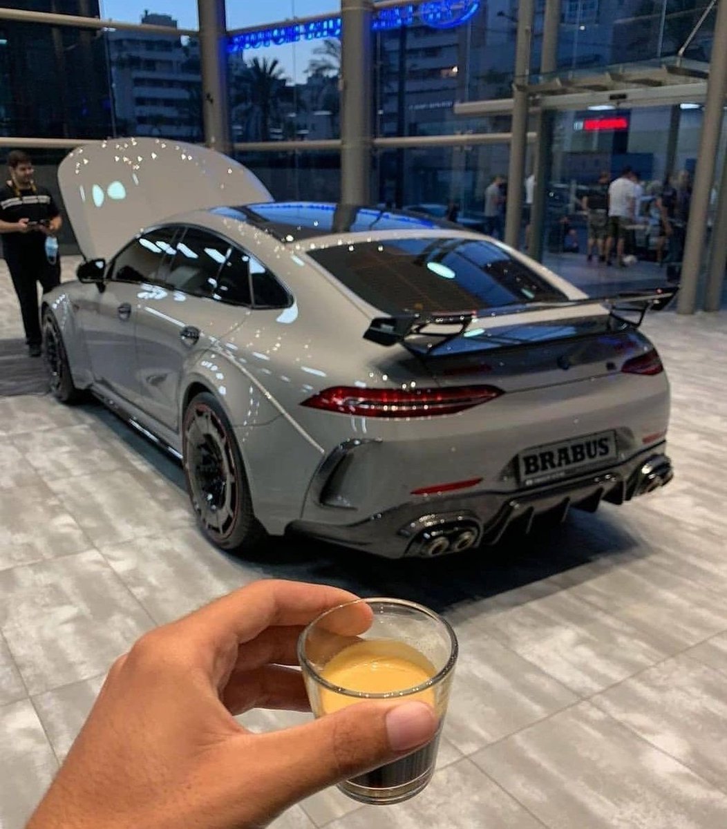 WorldWideCarsTM's tweet photo. Brabus Rocket 900 🥵 https://t.co/sYwVL2Cs0x