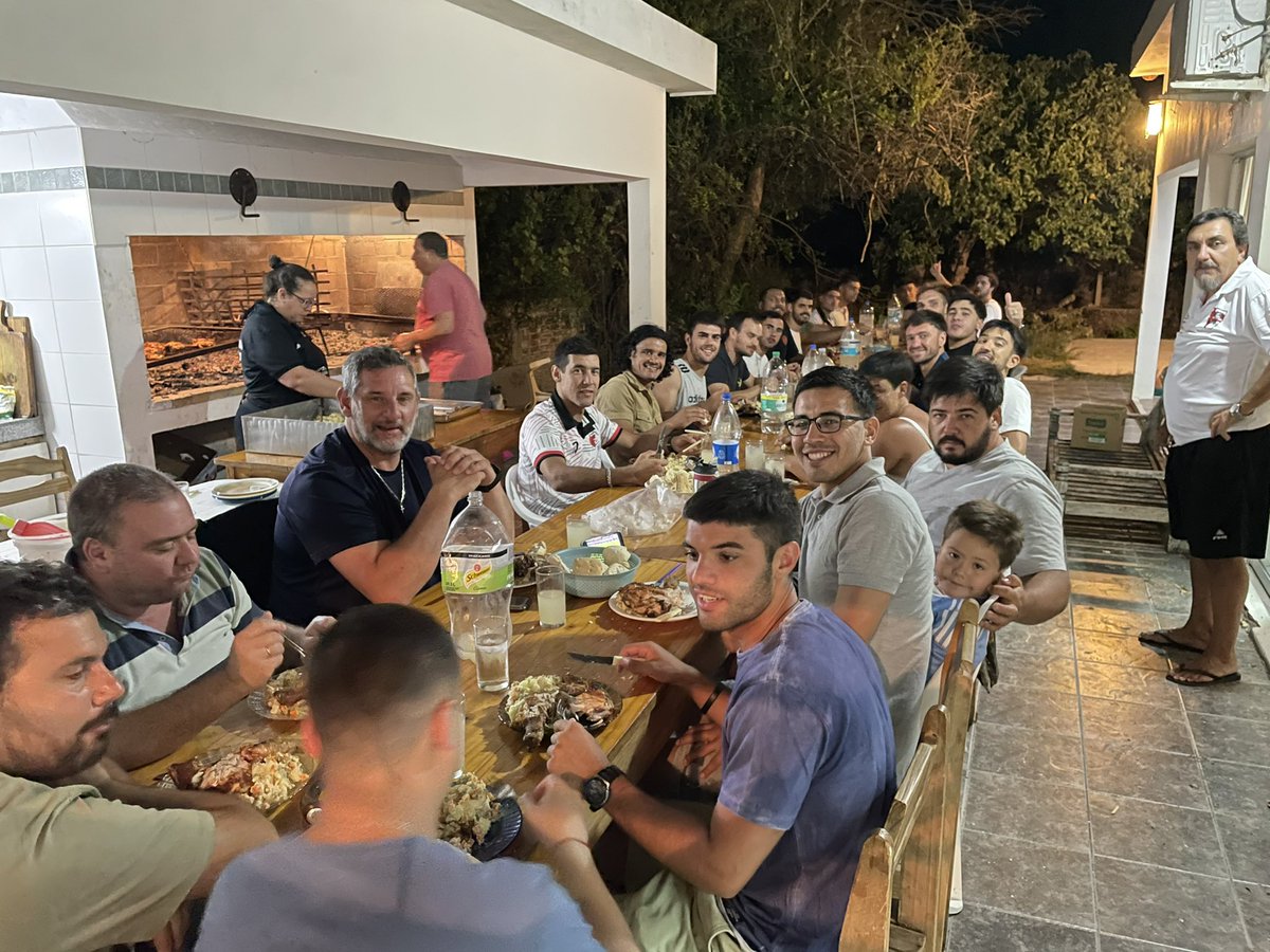 RodriRod93's tweet photo. Feliz de formar parte un año más!!🔴⚪️ 
Hoy comienza la ilusión copera.. Copa Nacional de selecciones 2023 #FloridaAbsoluta https://t.co/TD9g44OUi2