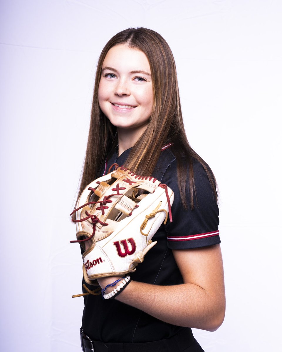 HarvardSB's tweet photo. Happy birthday to our Texan first-year Lillian Cooper! Have a great day! 🤠 #GoCrimson https://t.co/ycLmLvBgnY