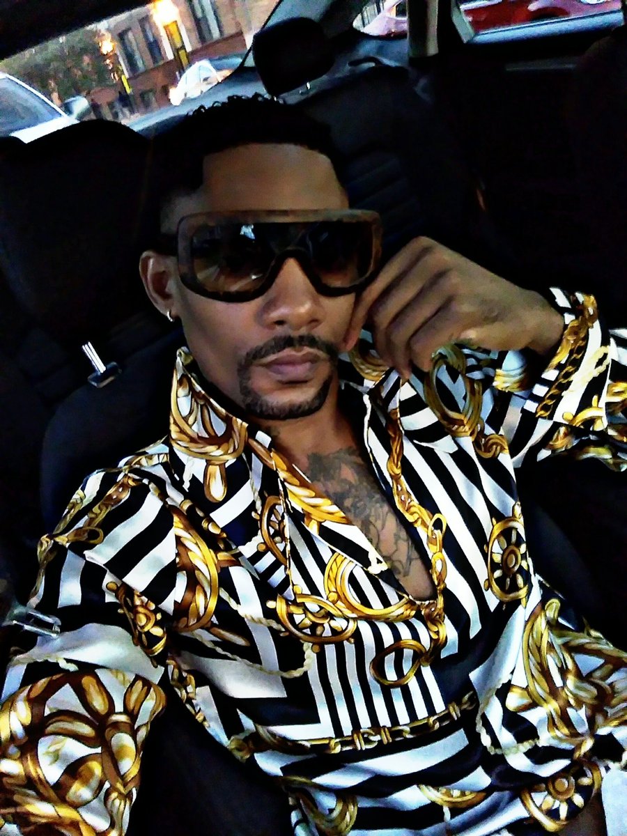 StuffStuffg's tweet image. 