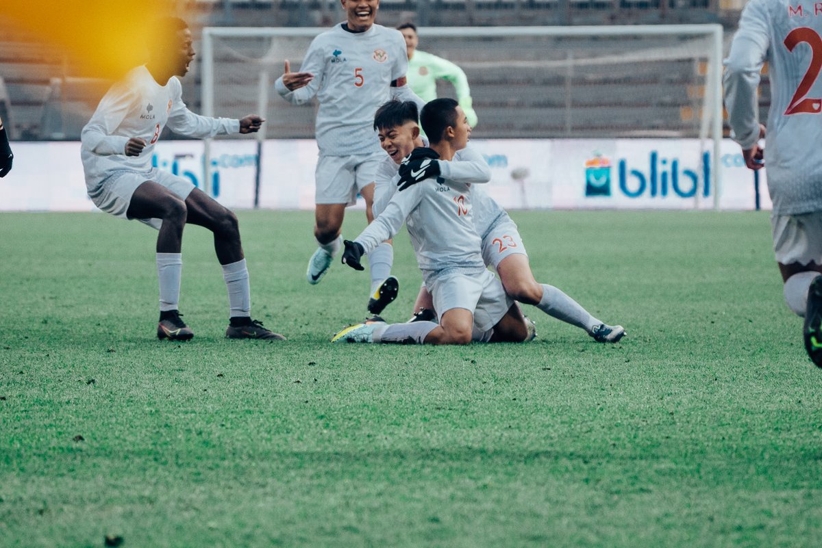 ComoFCIndonesia's tweet image. BANGGA BANGET HARI INI! 
@Garuda_Select MENANG LAWAN AKADEMI @Inter DENGAN SKOR 2-1 DI KANDANG @Como_1907! 

Padahal GS ketinggalan 0-1 duluan! Tapi mereka pantang menyerah dan berhasil meraih kemenangan  lawan salah satu akademi terkuat di Italia! 

SELAMAT YA! 

#ForzaGaruda