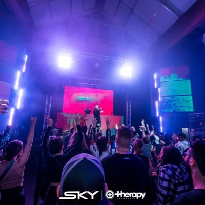 Obpsydian's tweet photo. #NewProfilePic 
“Everybody hands go up…” https://t.co/ATVZ1PI27q