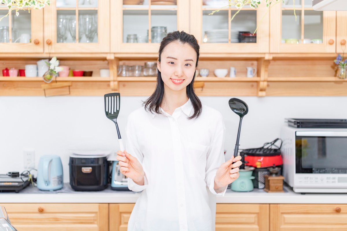 TheKoder1010's tweet image. Just wrote an article on saving time while cooking and your mentality. I left a link in the article that has easy recipes that you can cook at home, in 30 minutes or less. please leave a like and subscribe to the page.   #Kennyofalltrades
vocal.media/lifehack/effic…