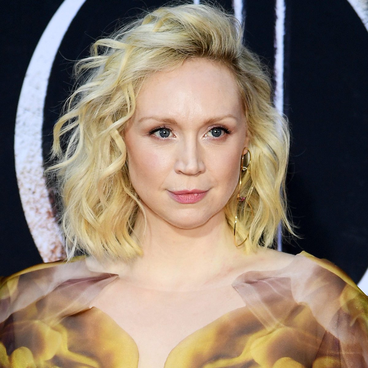 Jensau's tweet photo. I so love this look!#GwendolineChristie
#Gwednesday https://t.co/sMkE32VbNW