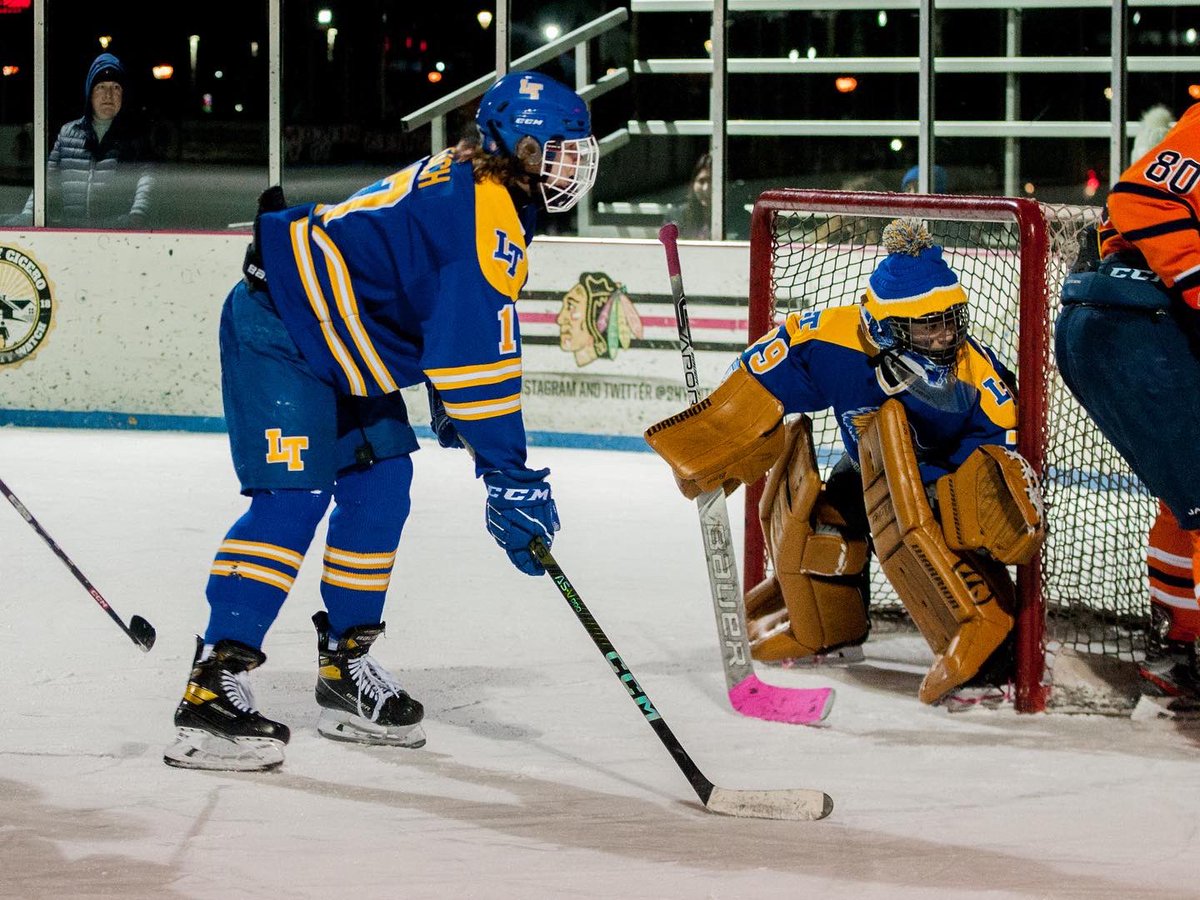 Some great shots from the outdoor varsity game in Cicero on Friday night.  <a href="/LTHockey/">LyonsTownshipHockey</a> <a href="/LTWaterman/">Brian Waterman</a> 
#lthockeyclub #jtprincipal #outdoorhockey