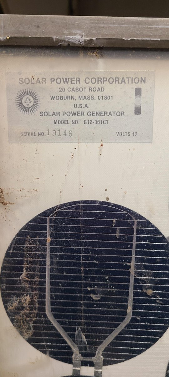 “41 year old panels. recently decommissioned from a project in Mass. 30 watts. Originally around $22/watt.”

Source: old.reddit.com/r/solar/commen…
