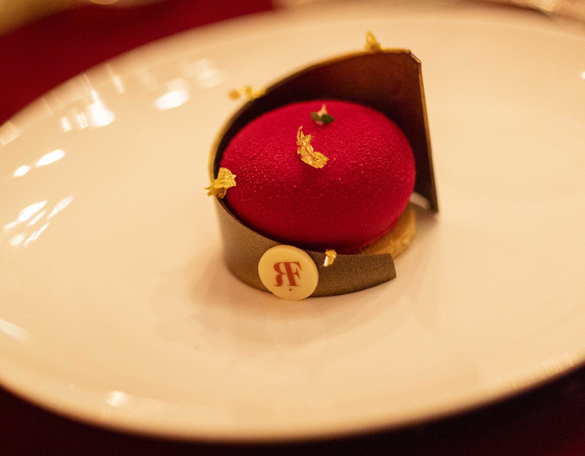 Our delicious Cranachan dessert will be served on Wednesday 25th January in Brasserie Prince to celebrate Scotland's national bard, Robert Burns.

To book a table, click here: roccofortehotels.com/hotels-and-res… 

#TheBalmoral #RoccoForteHotels #RoccoForteFriends #BalmoralMoments #Edinburgh