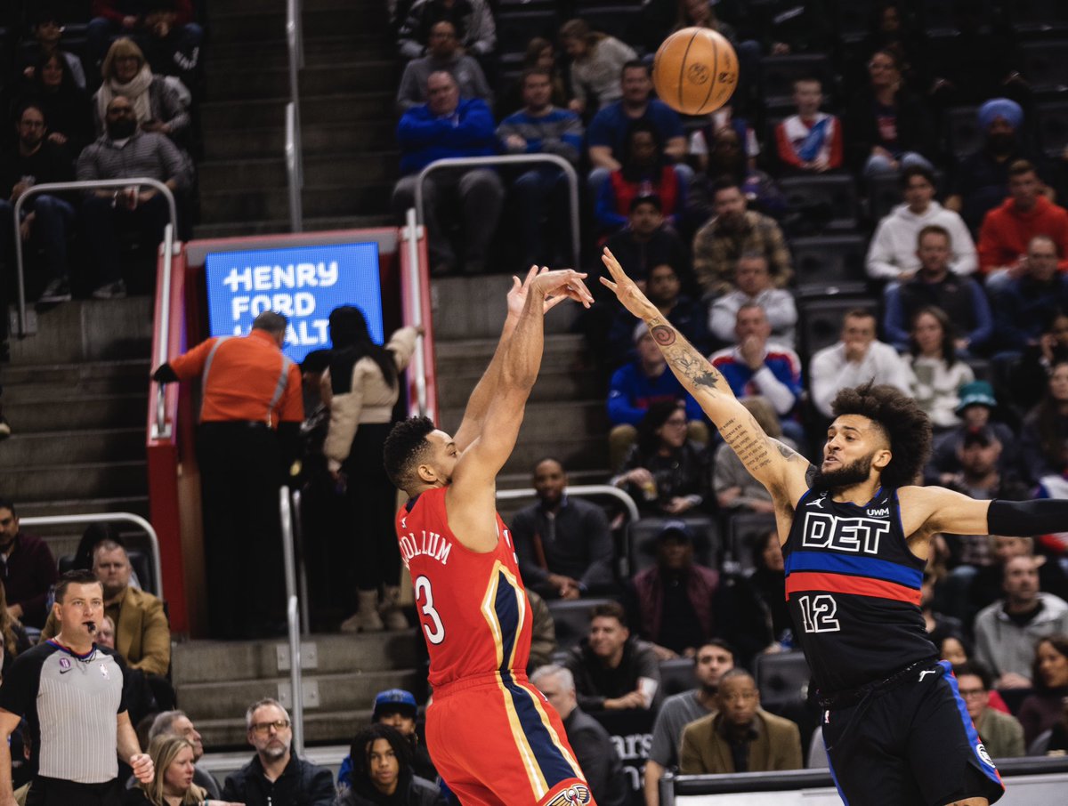 PelicansNBA's tweet photo. Pels fans, there’s still time help get CJ to the All Star Game next month 👀

Retweet and vote to push @CJMcCollum to the #NBAAllStar game: https://t.co/sf63UmzpYP https://t.co/n7u1UUt1AQ
