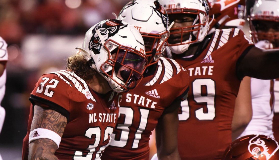 NhycerK's tweet photo. Agtg blessed to receive an pwo from @PackFootball @Henry_Trevathan @FBCapitolOfNC https://t.co/YiFVVfBYCs
