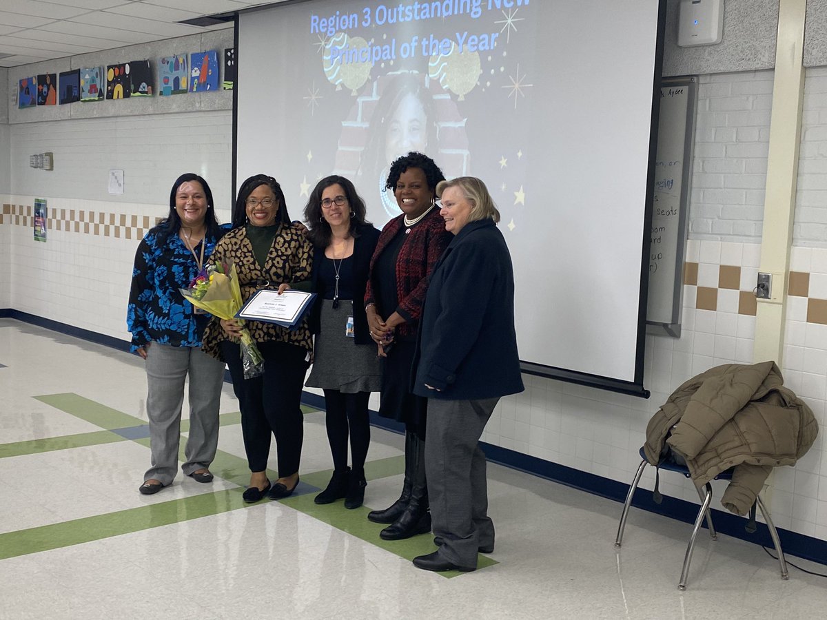 FCPS Region 3 (@fcpsr3) on Twitter photo We are so proud of our <a href="/FCPSR3/">FCPS Region 3</a> Outstanding New Principal!! An amazing leader <a href="/RashidaJGreen/">Rashida Green (she/her/hers)</a> and awesome school! <a href="/BucknellElem/">Bucknell Elementary</a> We are so proud of our <a href="/FCPSR3/">FCPS Region 3</a> Outstanding New Principal!! An amazing leader <a href="/RashidaJGreen/">Rashida Green (she/her/hers)</a> and awesome school! <a href="/BucknellElem/">Bucknell Elementary</a>