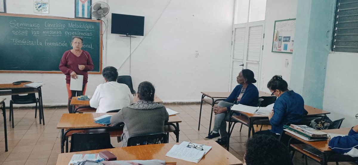 Seminario Científico Metodológico para el III Congreso Internacional de Secundaria Básica ¨Por una escuela Inclusiva¨
<a href="/CubaMined/">MINED</a> <a href="/elsa_ena/">Ena Elsa Velázquez Cobiella</a> <a href="/LienMons/">Lien O'farril Mons</a> <a href="/dpevillaclara/">DGEP Villa Clara</a> <a href="/Yamilet50088609/">Yamilet Herrera</a> <a href="/VcSecundaria/">Dpto Secundaria Villa Clara</a> <a href="/MenendezRiveros/">Carlos Rivero Menéndez</a> <a href="/AlemanYandry/">Yandry Alemán Viera</a> @dmecorralillo <a href="/YosvanyMarrero/">Yosvany Alvarez Marrero</a> <a href="/MartaReymond/">Marta Suazo Reymond</a>