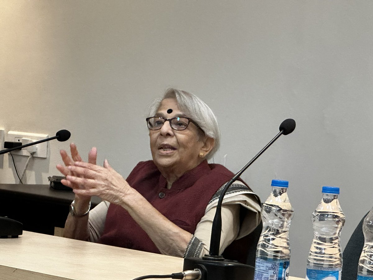 ShobhiniMukerji's tweet photo. Inaugural cohort_India Scholars Program_ISI, Christ Univ,
Ahmedabad Univ, Manipal Univ, IIT Kanpur, Indraprastha etc.w/ Abhijit Banerjee. Discussed res agenda, prt’ship w/@JPAL_SA. Delighted that Dr Nirmala Banerjee gave a historical perspective on women’s work &amp; issues for res. https://t.co/62TpO3NHzu