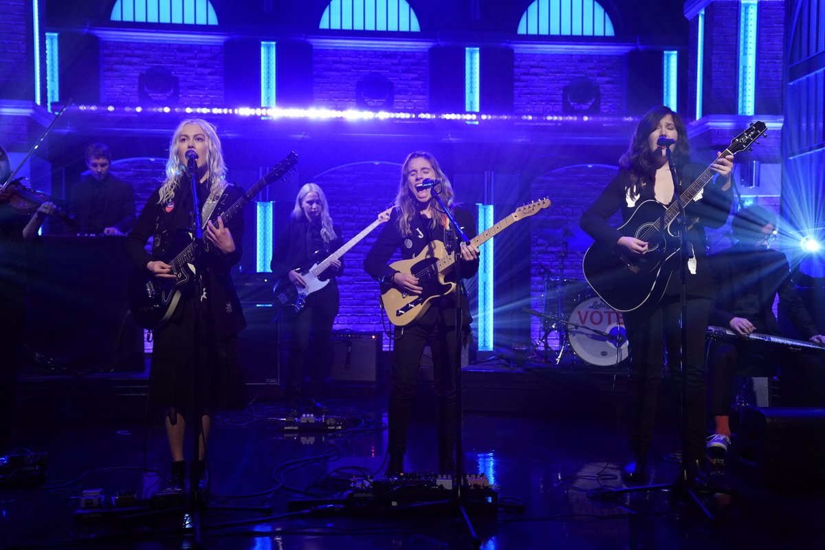 RollingStone's tweet photo. @julienrbaker @phoebe_bridgers @lucydacus In an upcoming interview, @xboygeniusx told Rolling Stone that @phoebe_bridgers first sent her bandmates "Emily I’m Sorry" right after 'Punisher' was released, asking, "Can we be a band again?"

Details: https://t.co/Q50GIWalAy https://t.co/K5rCQh2sdU