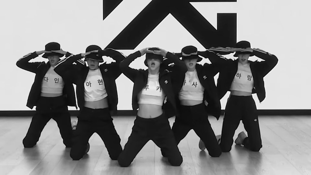 babymongif's tweet photo. hangul with BABYMONSTER (left -> right)

다인 (Dain)
아현 (Ahyeon)
루카 (Ruka)
아사 (Asa)
하람 (Haram) https://t.co/7LSj1EoVHC