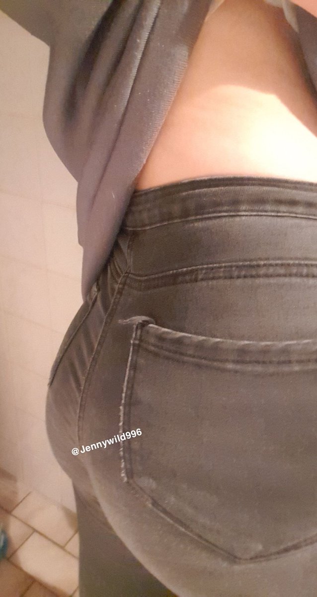 DROPBOX VERLOSUNG ❤️❤️💦😱

Was ihr dafür machen  müsst:

1. LIKEN
2. RT
3. FOLGEN
4. In den Kommentaren schreiben wenn ihr alles gemacht habt 

LOS DADDYS ❤️💦😊

Verlosung geht bis Freitag  💦💦