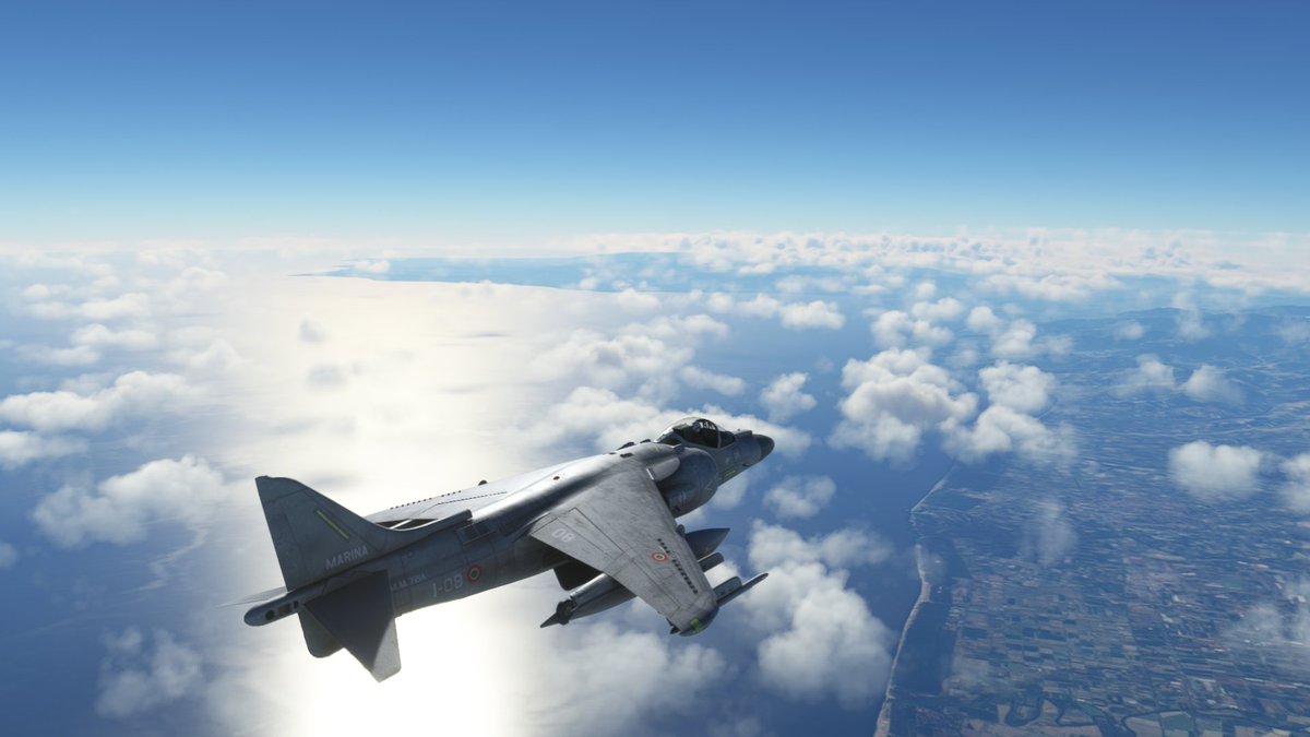 EversSalvo's tweet photo. #ivao_experience #virtualfighterschool #GRUPAERV #msfs2020 #gaming #itscavour #wolves Free Flight #Taranto https://t.co/dSy1uyNVCj
