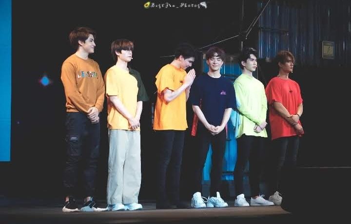 alia_shines1's tweet photo. I wish we can go back to time and see them together 🥺❤️🌝 😥
#sixmoons https://t.co/StTawBXQ9f