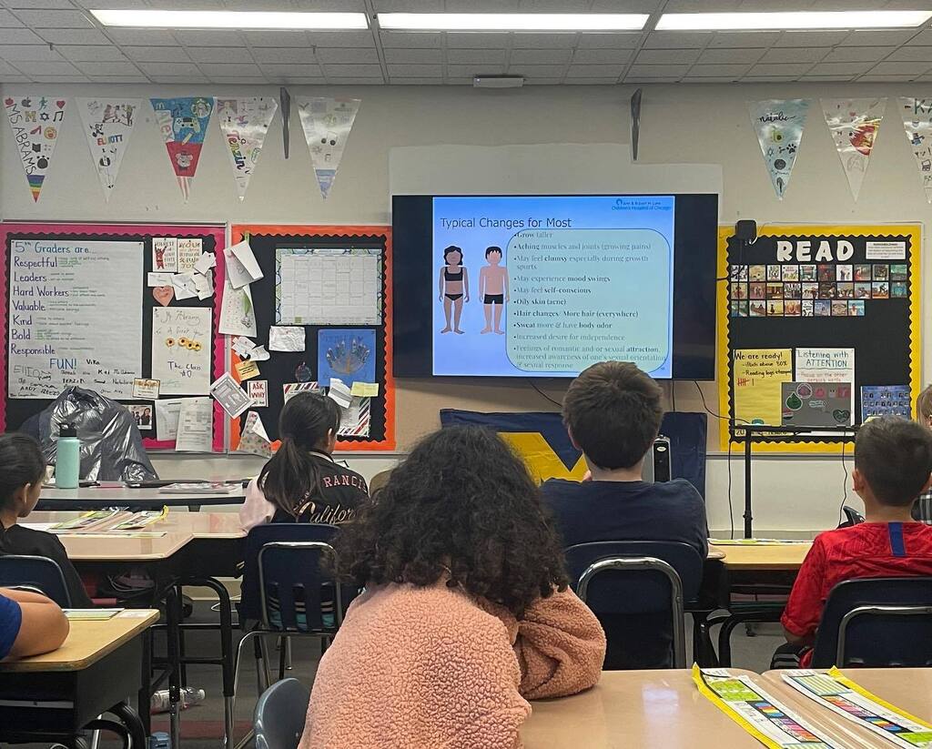 So grateful to have Dawn from <a href="/luriechildrens/">Lurie Children's</a> here again to start the conversation about puberty. #avocalearns