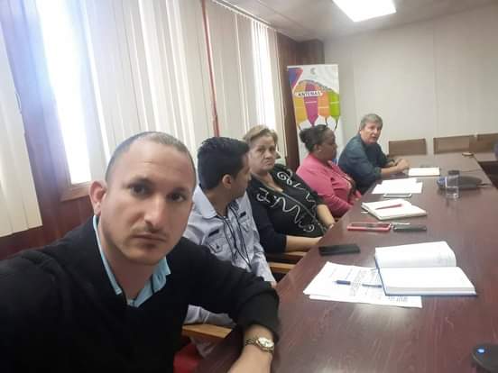 MundoCuba2025's tweet photo. Se realiza videoconferencia con directores y especialistas provinciales del INASS, abordando temas importante para el desarrollo de los objetivos de 2023.
@MTSS_CUBA
@BenitoReyGonza1
@VMarlenGarcia
@DarienEAvila
@DinorahVento
@OrtegaPenalver
#INASS_CUBA https://t.co/sunxe26QT7