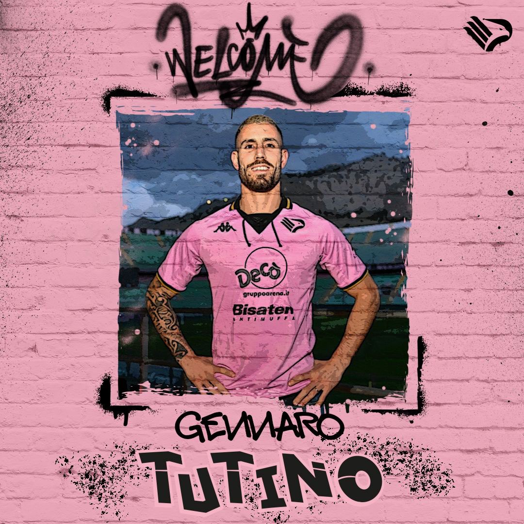 Palermofficial's tweet photo. Benvenuto in rosanero Gennaro 💗🖤 https://t.co/eJZvAyyu15