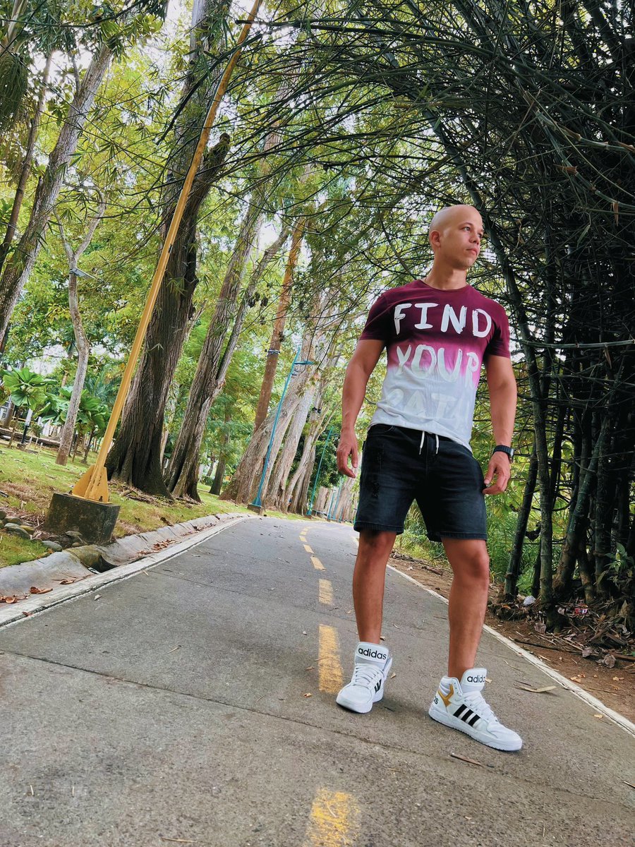 RayBorras's tweet photo. 𝔽𝕀ℕ𝔻 𝕐𝕆𝕌ℝ ℙ𝔸𝕋ℍ 👟📸
Algunos caminos geniales no se pueden descubrir sin perderse. Cuando este se revele síguelo, por eso, si encuentras un camino sin obstáculos, probablemente no lleve a ninguna parte…
#fyp #monteria #paceful #beautiful #nature #colombia🇨🇴 #moments https://t.co/pOIs0AtDjU