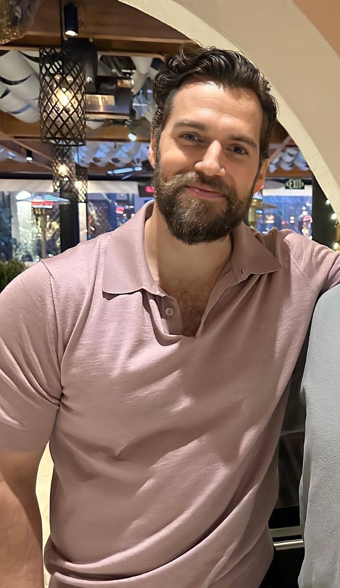 PopCrave's tweet photo. Henry Cavill looks handsome in newly-shared photo. https://t.co/xv4WlUPGPM