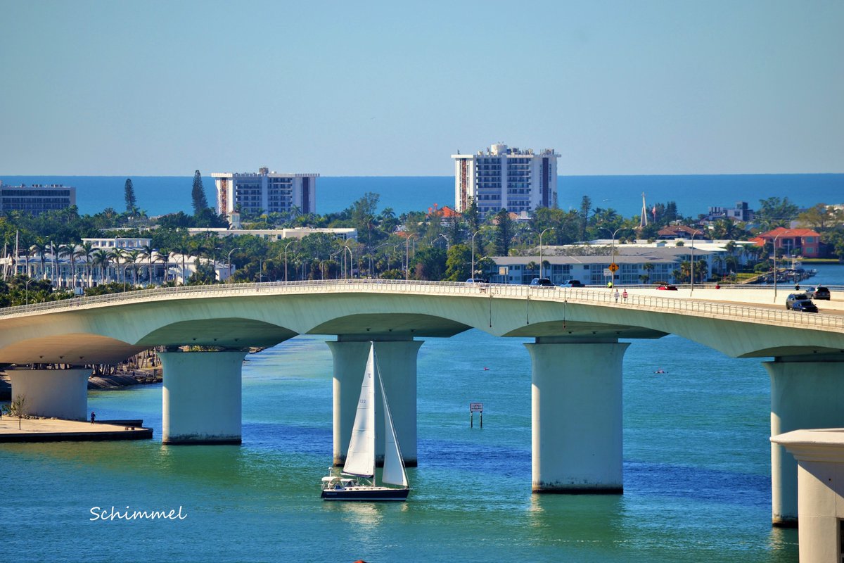 VisitSarasota's tweet photo. Sailing away on Sarasota Bay ⛵☀️🌴 #visitsarasota

📷 Norman Schimmel https://t.co/zbCugj5iA3