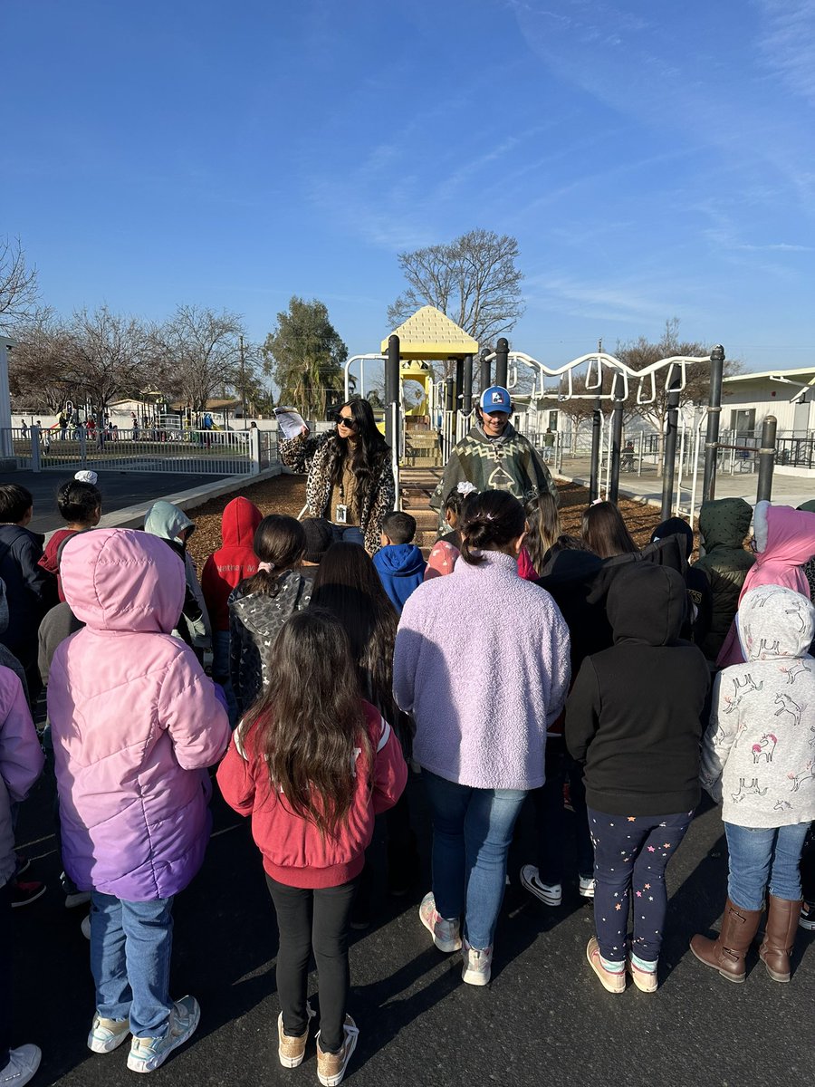 Loudon Elementary School tweet media