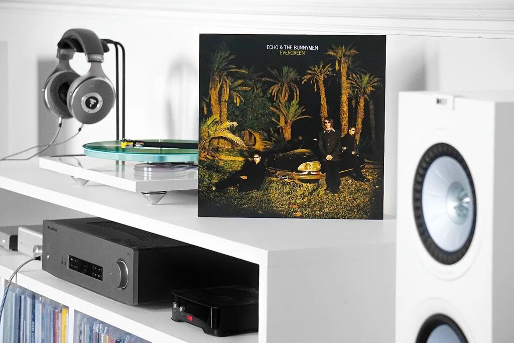 JayParmar's tweet photo. 'Evergreen' (1997/2022) by Echo &amp; the Bunnymen. An absolute pleasure to finally add their wonderful seventh album to my Bunnymen collection after being released on vinyl for the first time in celebration of its 25th anniversary. It's never sounded better… https://t.co/hdYVIQ5V0N https://t.co/pHbesrA9mn