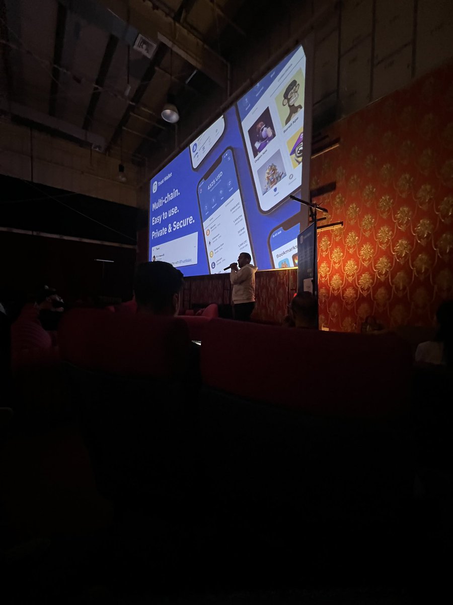 سعدت بحضور اللقاء الاول لـ محفظة <a href="/TrustWallet/">Trust Wallet</a> في دبي للمجتمع العربي ❤️

وسعدت في اللقاء ان ارى <a href="/Eljaboom/">Elja</a> و الرئيس التنفيذي لمحفظة #TrustWallet <a href="/EowynChen/">Eowyn</a> 

كذالك اعضاء فريق #Binance 
<a href="/RedAzzouz/">RedA</a> &amp; <a href="/wllvnn/">wllvnn</a> 
Keep building

#TrustWalletMENA