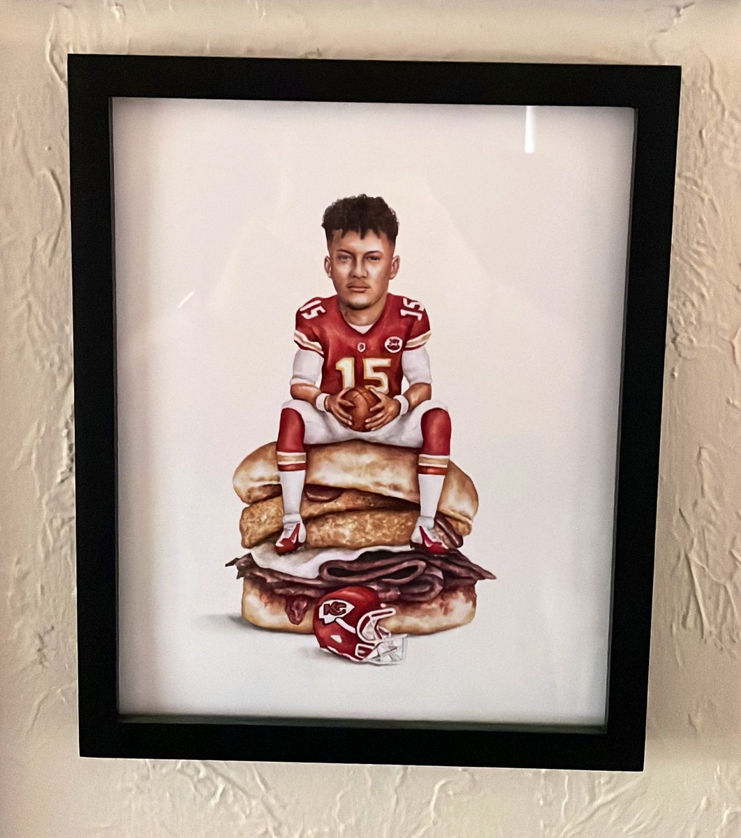 JerSaw's tweet photo. @JamieErdahl @joeskc @gmfb @PSchrags @KyleBrandt @JasonMcCourty It’s a beloved treat. Just like this pic of Mahomes sitting on one. https://t.co/q9UV3JbYM4