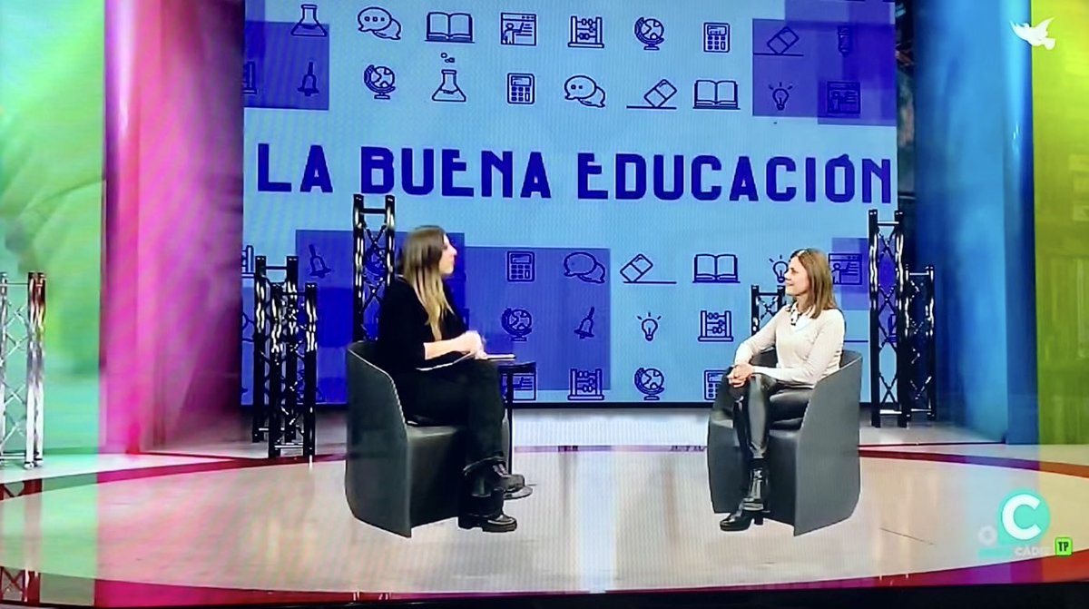 MpalsanLola's tweet image. Hoy he podido disfrutar viendo la grabación del programa LA BUENA EDUCACIÓN de @macarenajq en @OndaCadizTV conversando sobre #ProgramasSTEAM #aeroespacial #robotica #PensamientoComputacional @EducaAnd @EducaAndInnova @ProInnoAnd