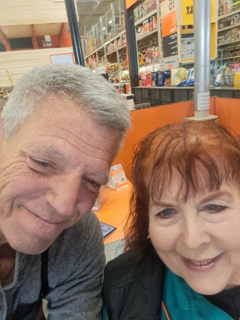 CorleyHvac's tweet photo. Steve working hard at #1104 #Simpsonville. https://t.co/unFvuQCuRM