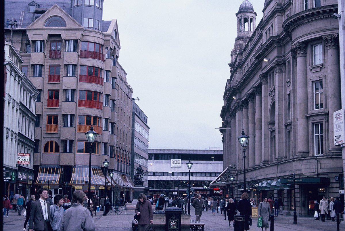 rebuildingmanchester tweet media