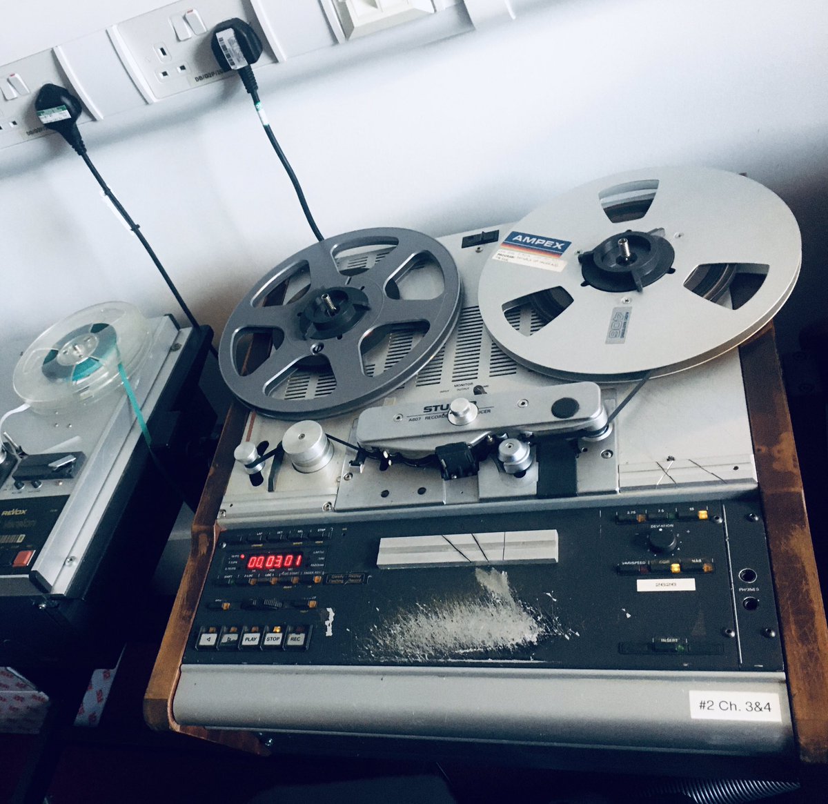 FutureArch1vist's tweet photo. An amazing visit to @nlskelvinhall to see behind the scenes of the sound and moving image archives! 📽#DigitalPreservation #soundarchive #movingimagearchive @UofGInfoStudies https://t.co/bk6c1o1iAU