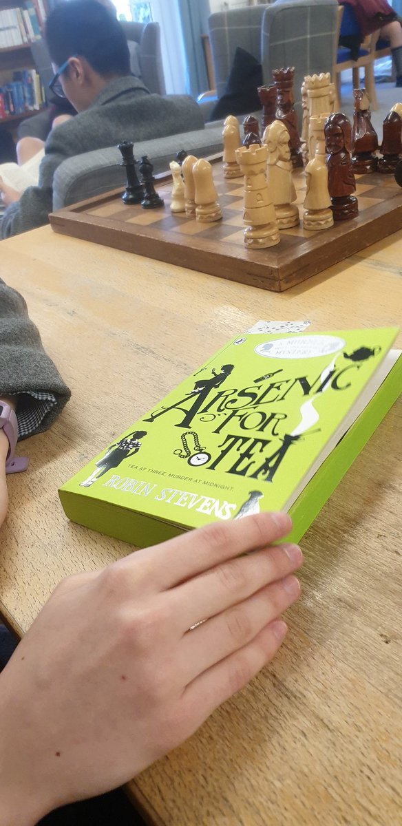 A lovely Y7 girl is so giddy-happy at having been given the whole set of Murder Most Unladylike books for Christmas; she glowed as she told me today how excited she was to get stuck in to the second instalment. <a href="/redbreastedbird/">Robin Stevens Updates</a> I wish you could have eavesdropped on the joy! 🌟