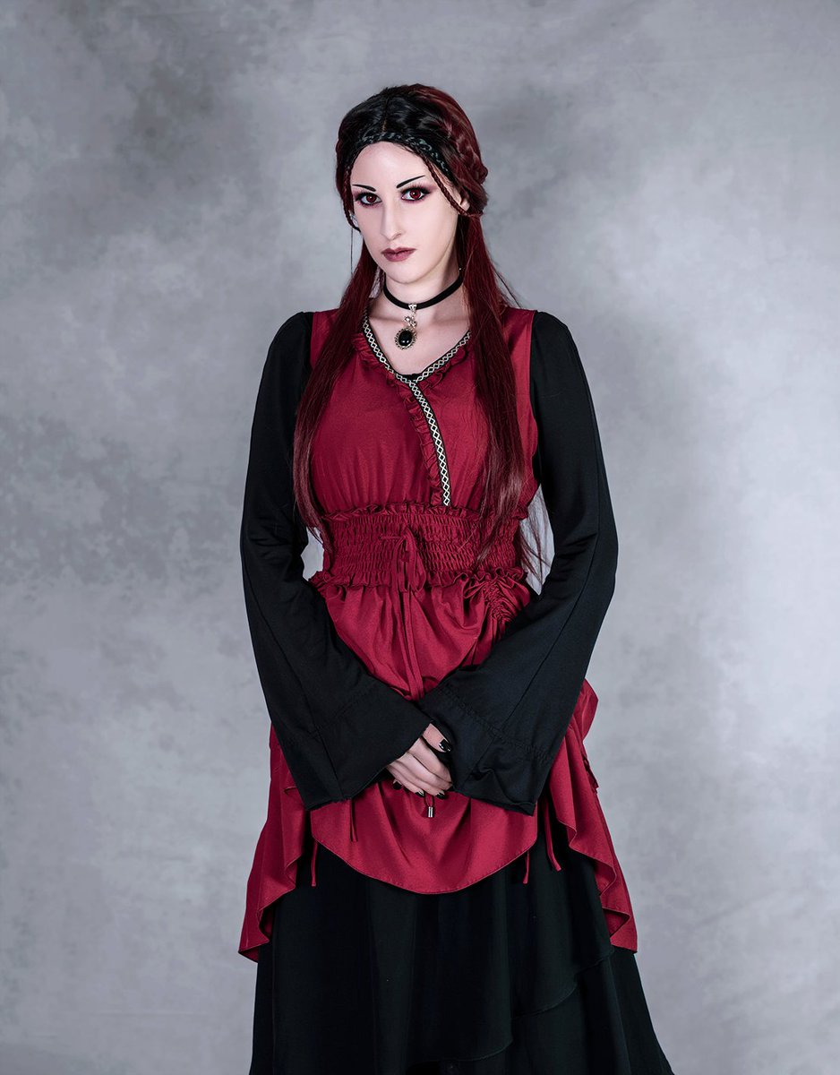 AzulaKurohime's tweet photo. Model/photo/edit: Azula Kurohime
Dress: Scarlet Darkness Brand https://t.co/2Kb0frbr3a