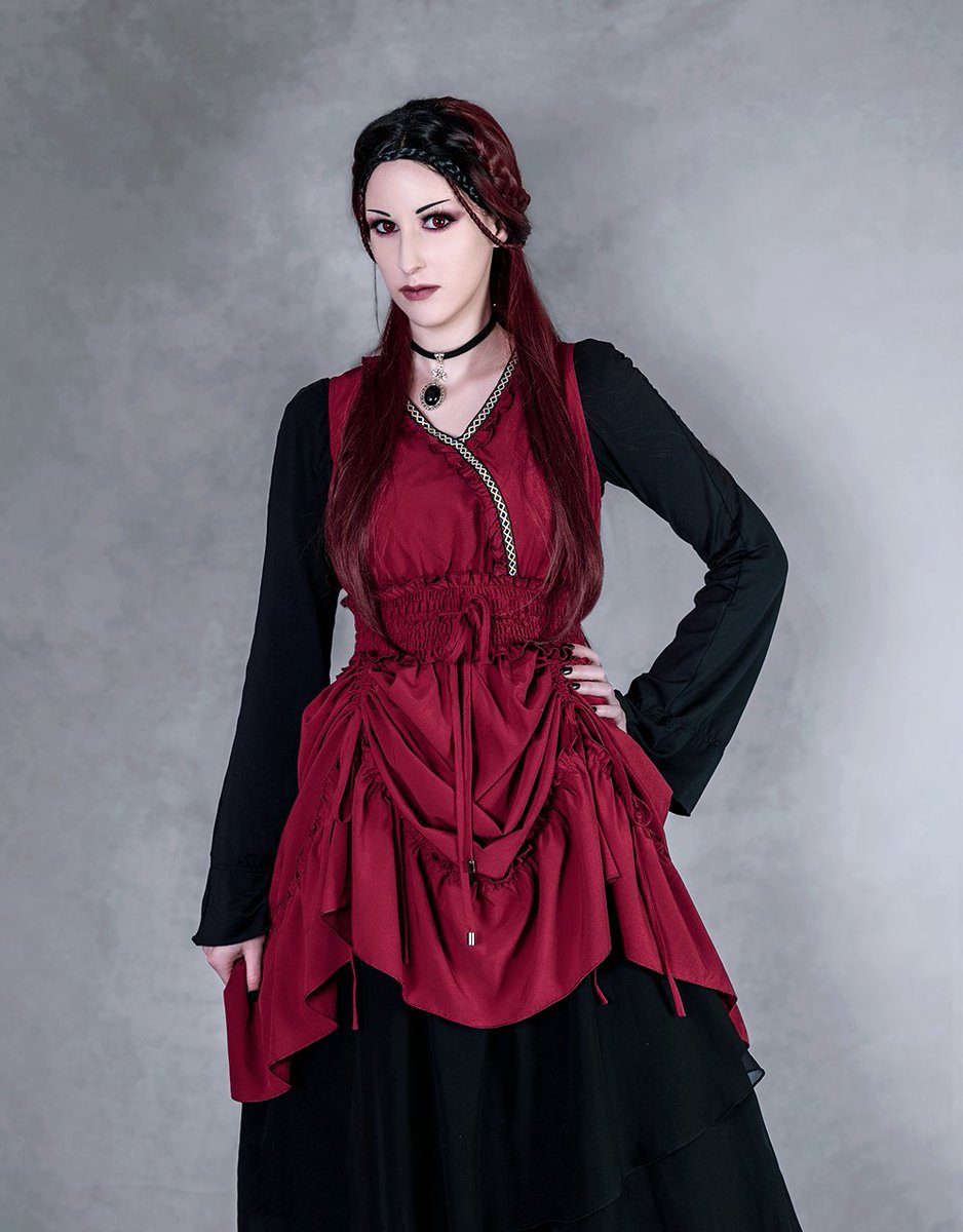 AzulaKurohime's tweet photo. Model/photo/edit: Azula Kurohime
Dress: Scarlet Darkness Brand https://t.co/2Kb0frbr3a