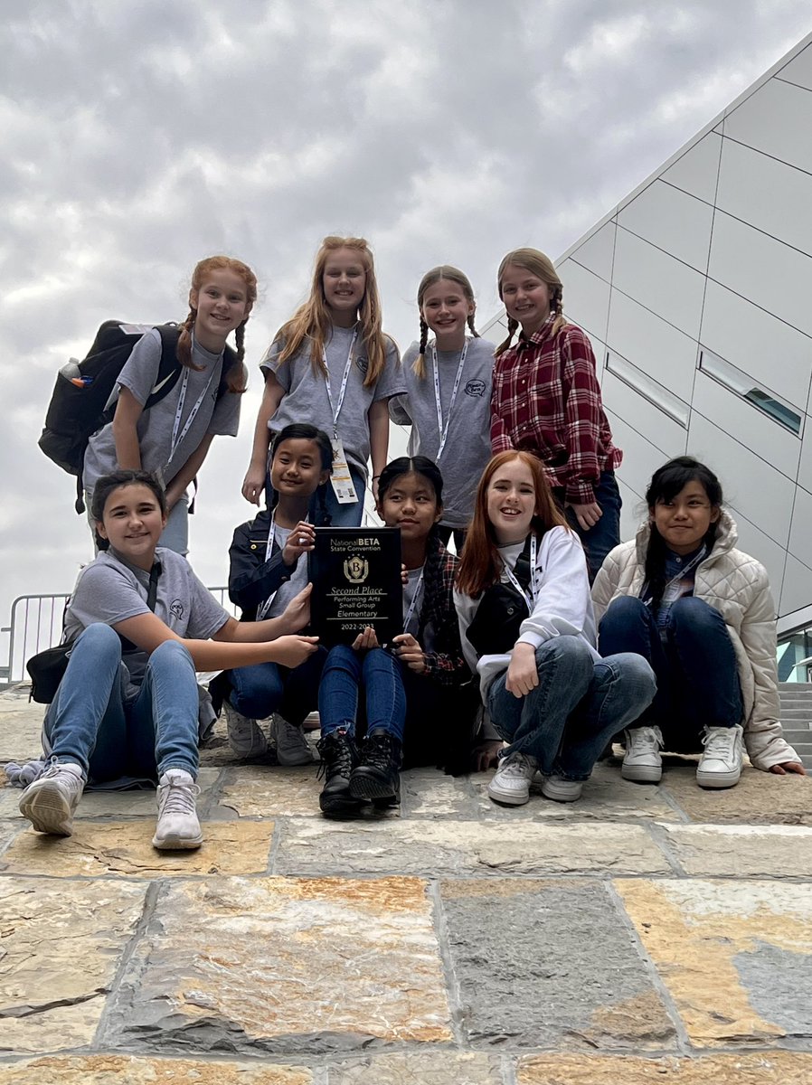 ‼️ WE ARE PROUD OF OUR SMALL PERFORMING ARTS GROUP ‼️ They placed 2nd overall 🚀 <a href="/JresRockets/">JRES</a>