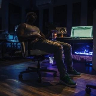 GeorgeMazerati's tweet photo. #exhausted #workinovertime https://t.co/hh7mHQuL7z