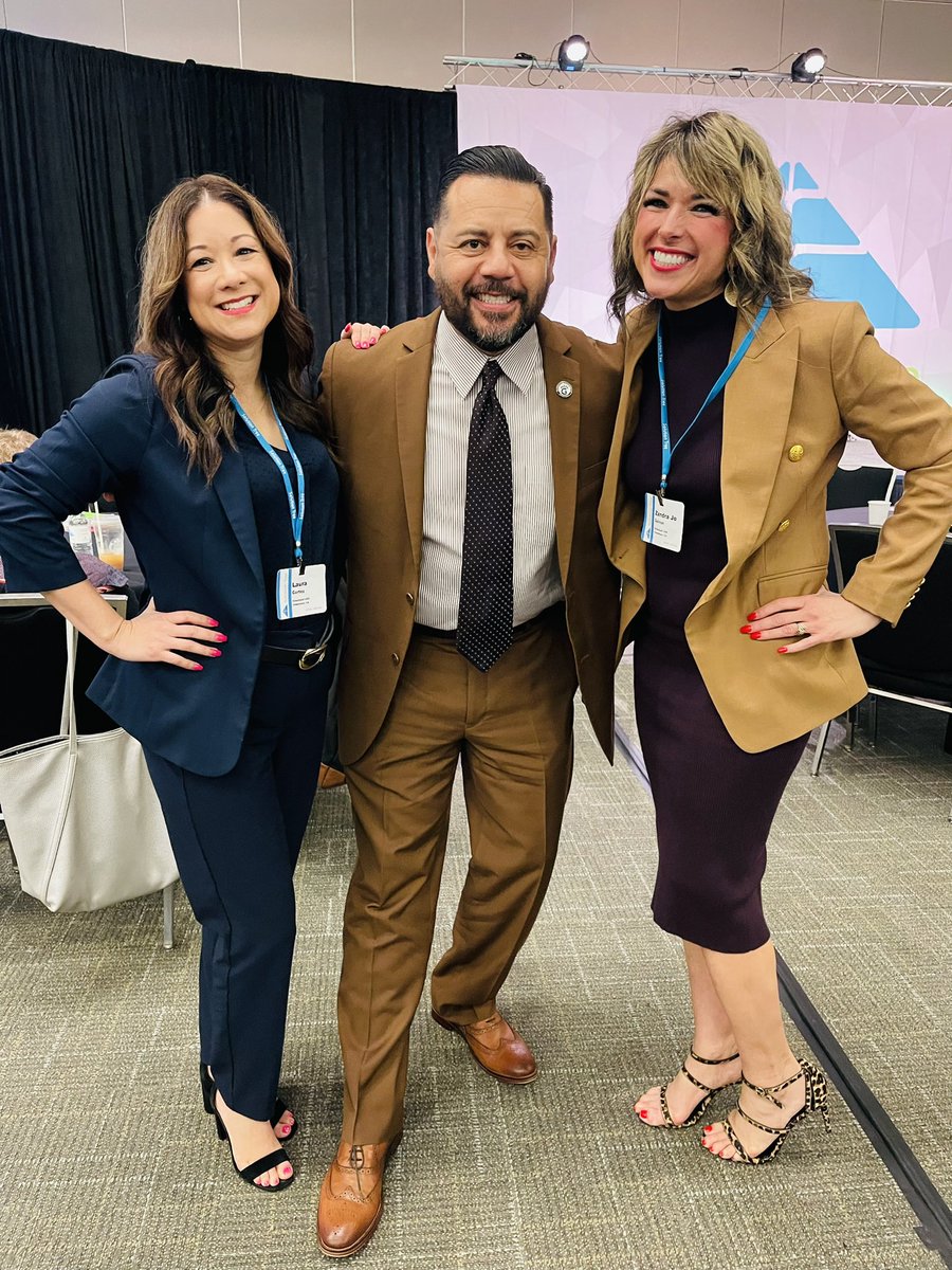 Our brother from another mother @lcruzconsulting is such an incredible @SolutionTree leader! So proud of your positionality & your brilliant mind! 💙💪🏽💚#ALLmeansALL #RTI #Leadershipmatters @LCortezGUSD @krisvasquez75 @RosaIsiah @unfoldthesoul @NicoleDimich @mikemattos65