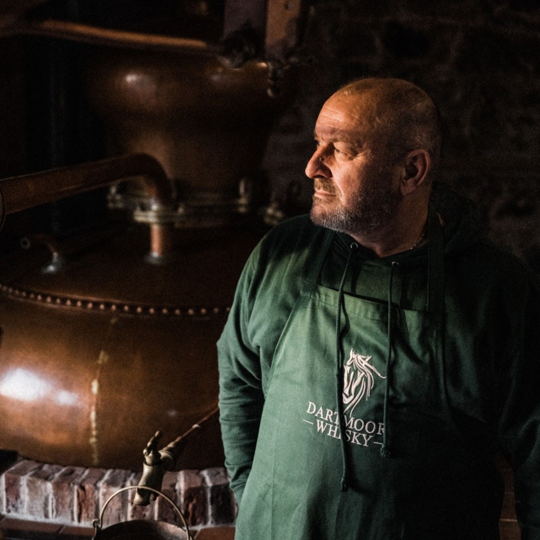 #TryJanuary... a month to make discoveries, not limitations! ✨
 
If you want to discover our Dartmoor Whisky or Dartmoor Gin, you can try it in your local pub, pick up a bottle from one of our stockists or shop online today; just head to dartmoorwhiskydistillery.co.uk/shop-home/ 🔗