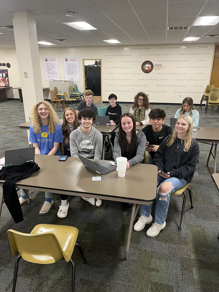 kimbunchcook's tweet photo. Exciting day at GTC - enrolling students at Tusculum University for our 1st Dual Enrollment Criminal Justice class! @GreeneTechCtr @GreenevilleCity @aaronflanary @kimbgass @JimmyMo06011794 @JPJACOX https://t.co/QfaxjAyEe5