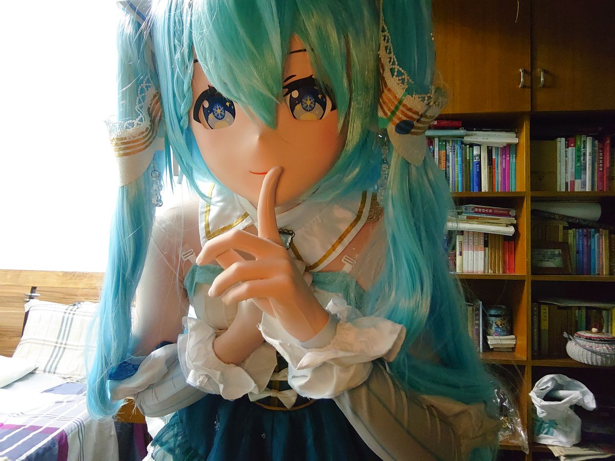 USSENF6's tweet photo. A secret makes a kiger kiger https://t.co/yyHNcWEs30