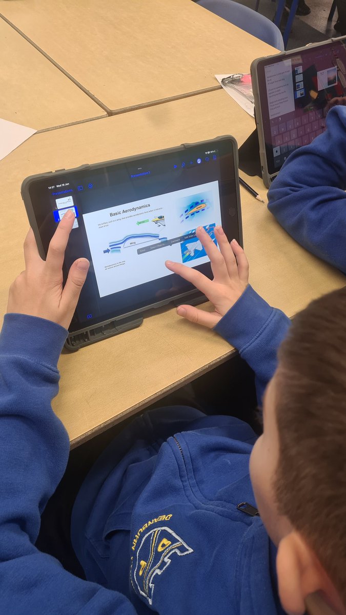 DeanburnPS_P5M's tweet photo. Research and note taking on aerodynamics using the split screen function and keynote app on our ipads to present what we had found out.  @ConnectedFalk #learningaboutspace 🌍🚀👩‍🚀 https://t.co/pKZEKDT3qx