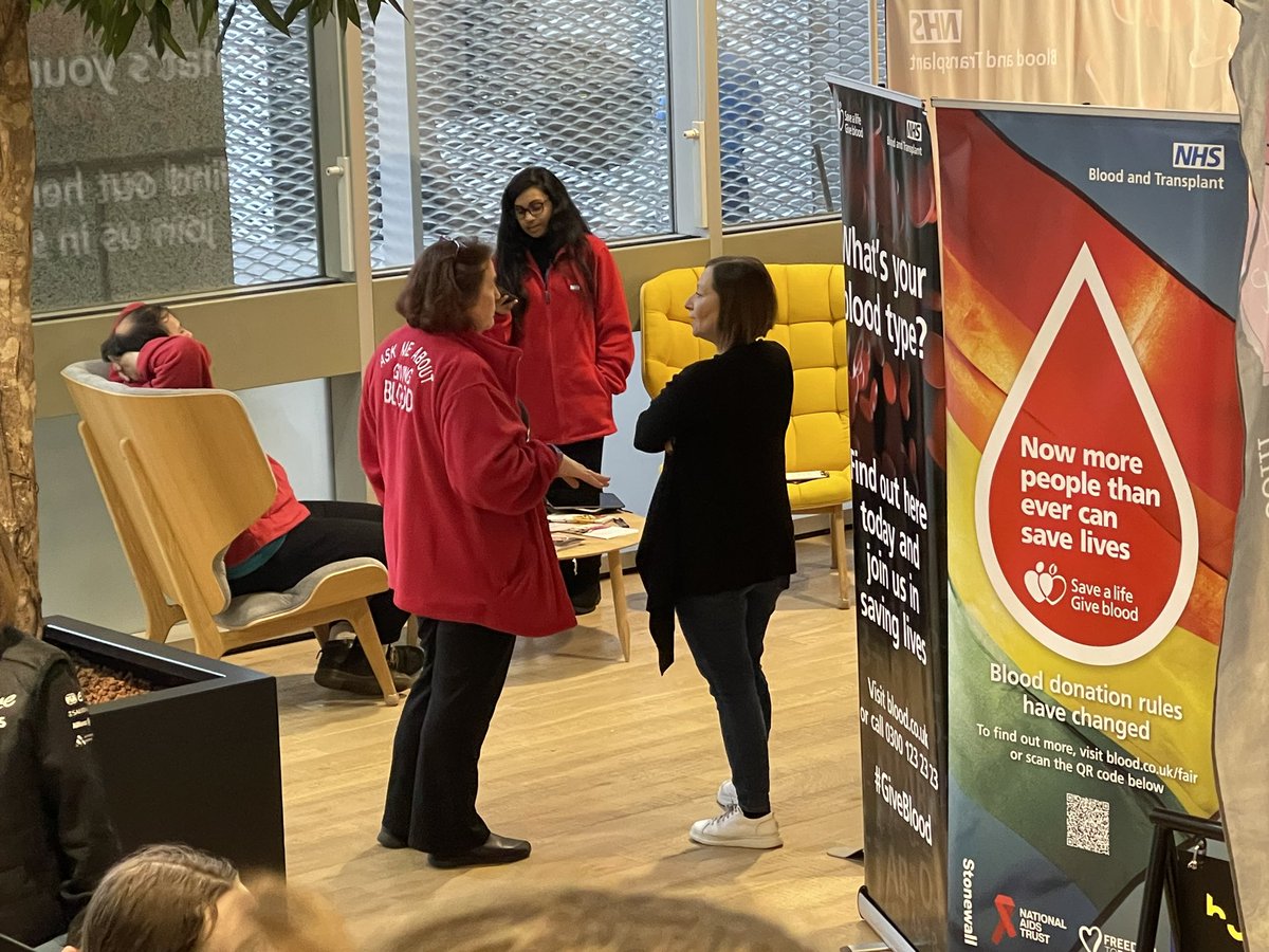 swab4margot's tweet photo. This is the brilliant ‘Know Your Blood Type’ team who were with us yesterday at the offices of @fiaformulae Xtreme e & the newly launched @e1series alongside others in the NHSBT team and the @MightyOrgamites
We were there talking about donation😊
#teammargot #togethersavinglives https://t.co/lunILMWhSh