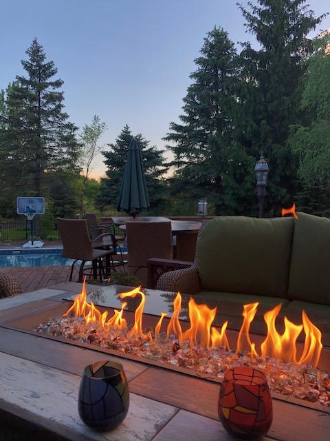 Live life outside. ow.ly/m8Gt50Mue81 #bringhomeoutside #patioinspiration #outdoorfire #backyardinspo